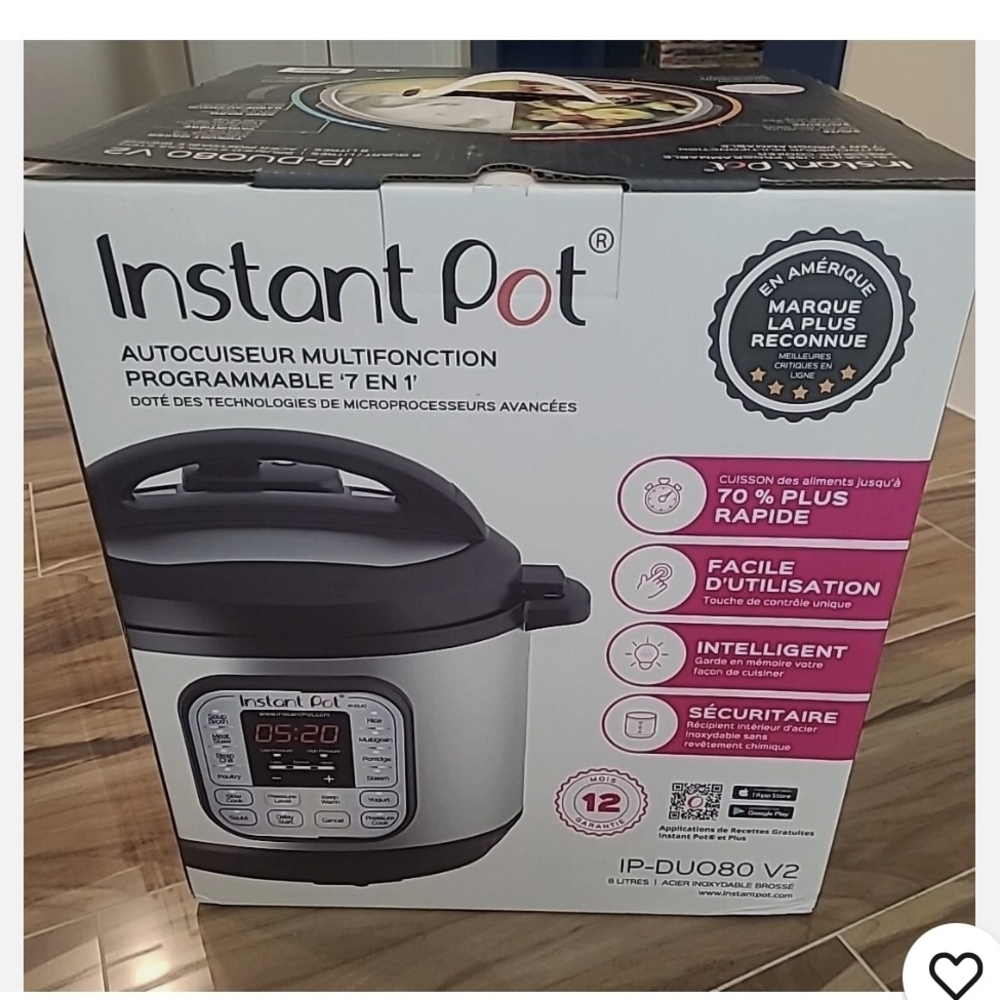 Instant Pot Black Multi-Function Cooker.